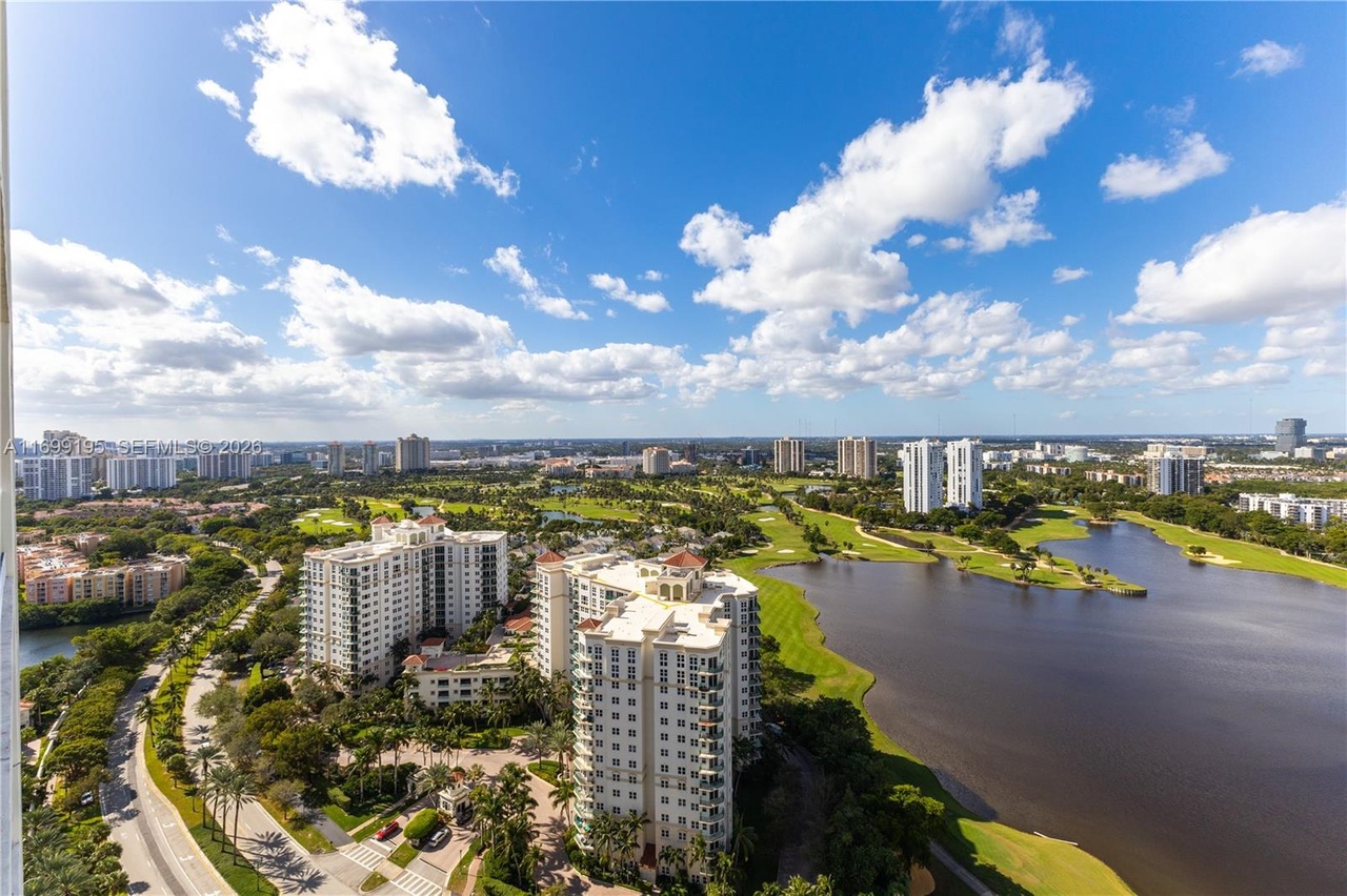 20155 Northeast 38th Court, Unit 2903, Aventura, FL