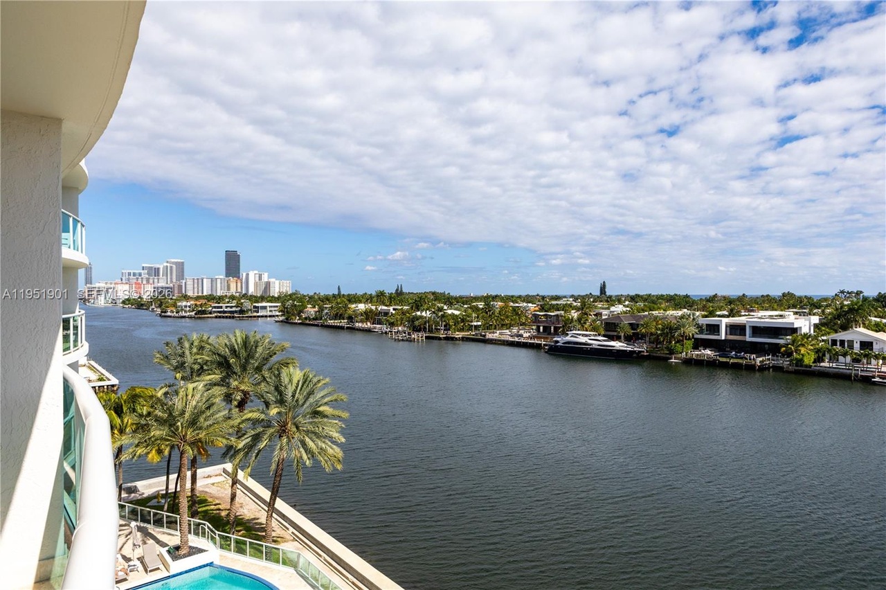 Photo 9 of 20201 East Country Club Drive, Unit 608, Aventura, FL 33180