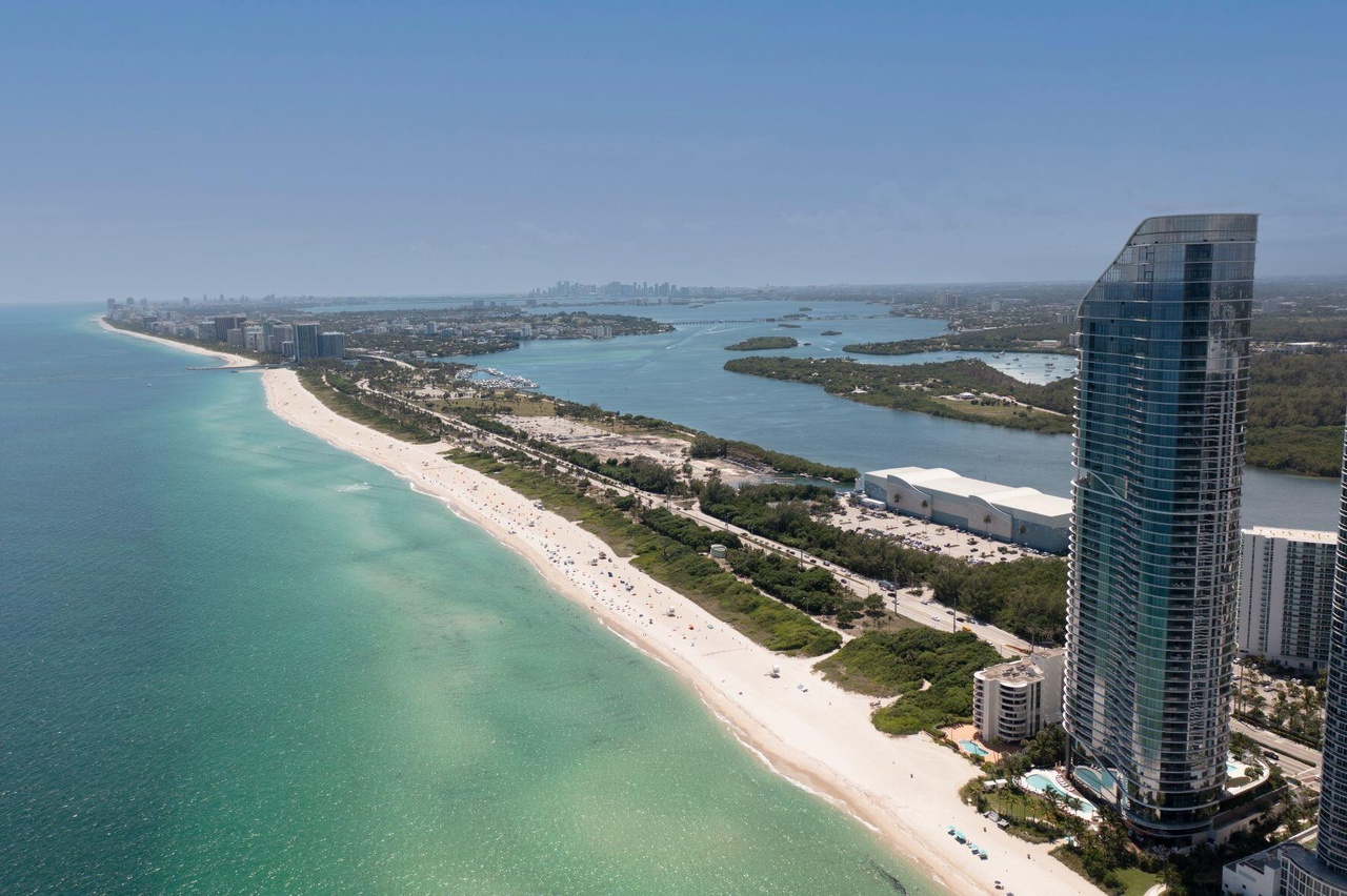 15701 Collins Avenue, #4901,, North Miami Beach, FL