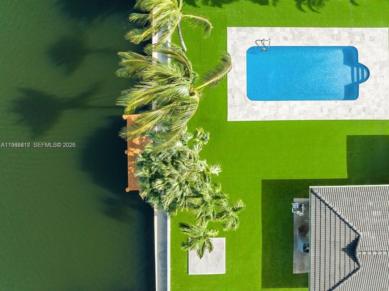 430 Tamarind Drive, Hallandale Beach, FL