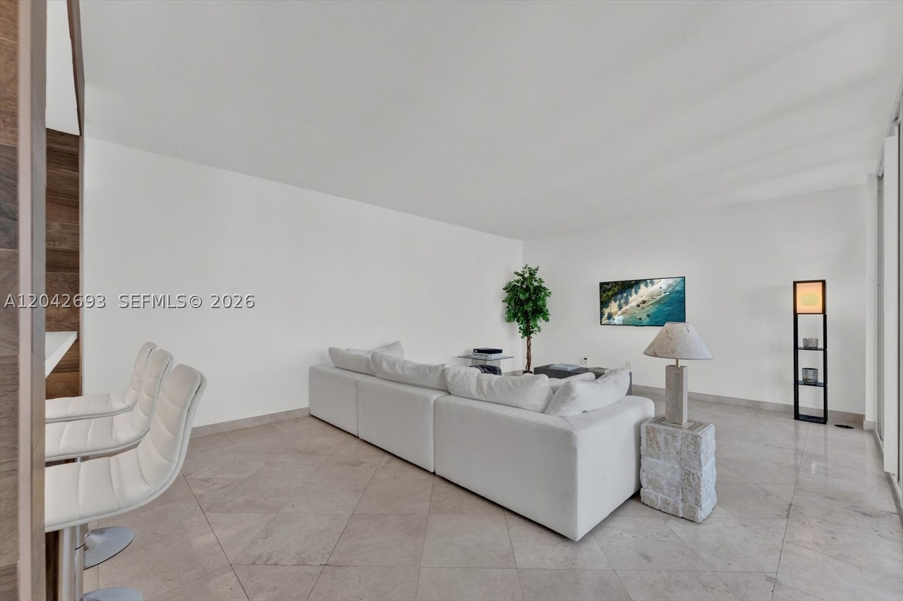 Photo 10 of 4201 Collins Avenue, #2301, Miami Beach, FL 33140
