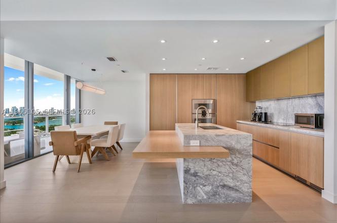 Photo 5 of 501 West Avenue, 3102, Miami Beach, FL 33139