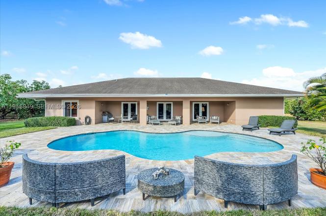Photo 3 of 15150 Southwest 240th Street, Homestead, FL 33032