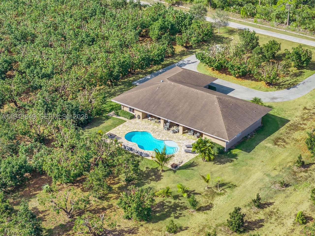 Photo 15 of 15150 Southwest 240th Street, Homestead, FL 33032