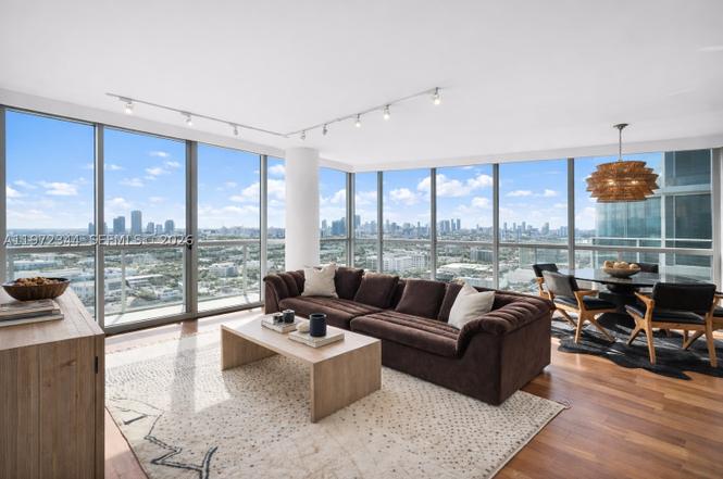 Photo 2 of 101 20th Street, 2706, Miami Beach, FL 33139