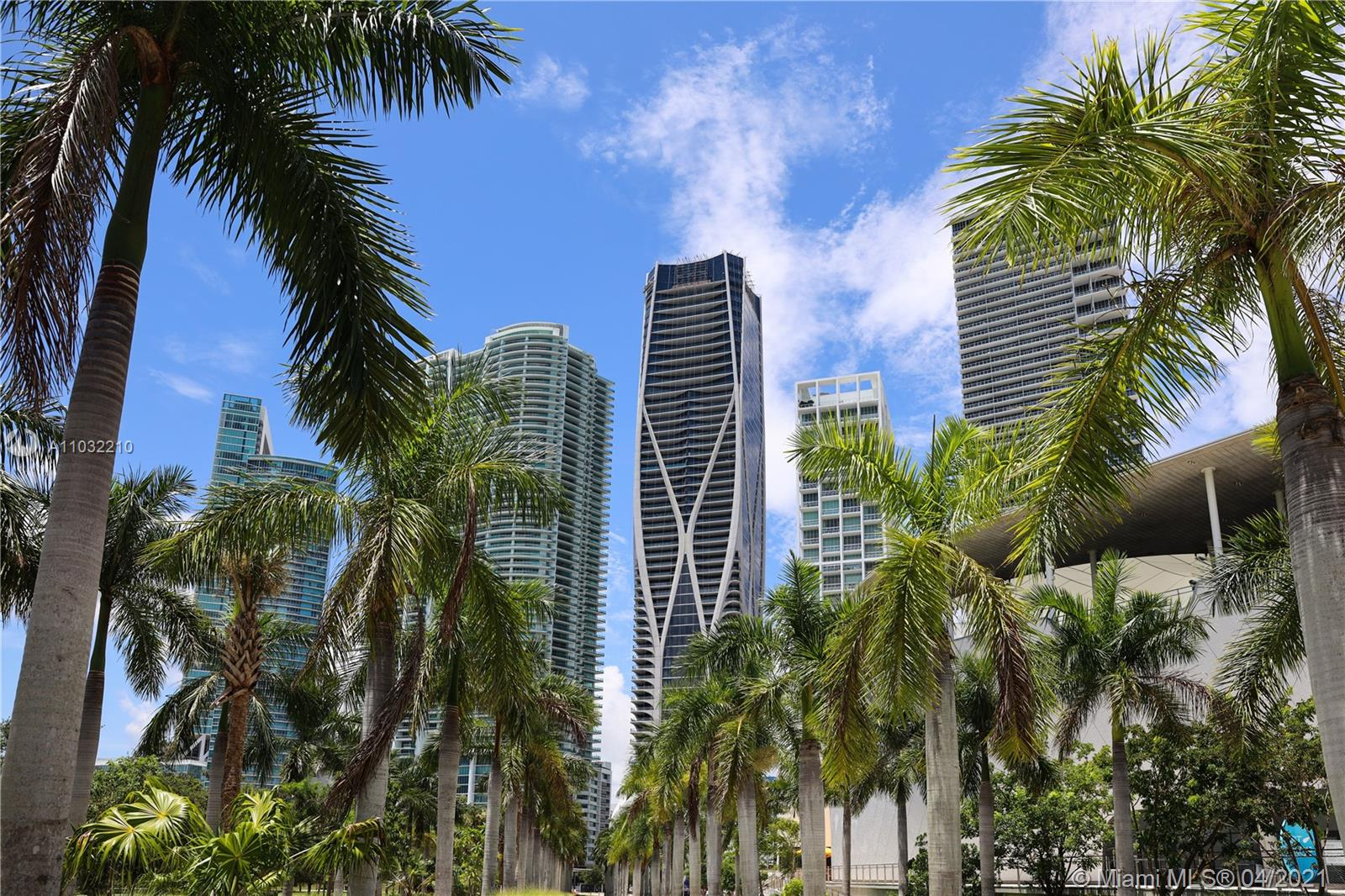 1000 Biscayne Boulevard, 5801, Miami, FL