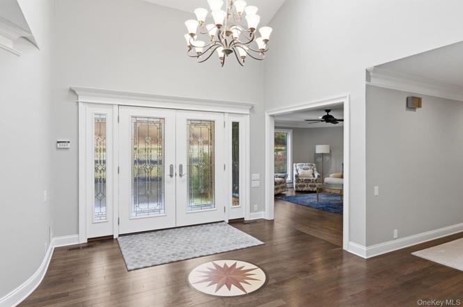 Photo 5 of 9 Watercrest Court, Saint James, NY 11780