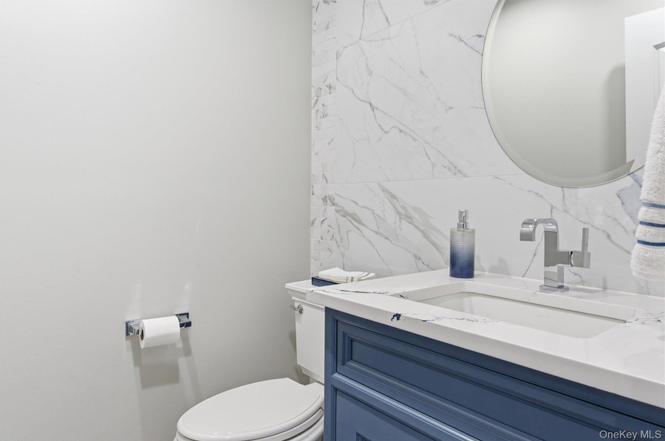 Photo 19 of 9 Watercrest Court, Saint James, NY 11780