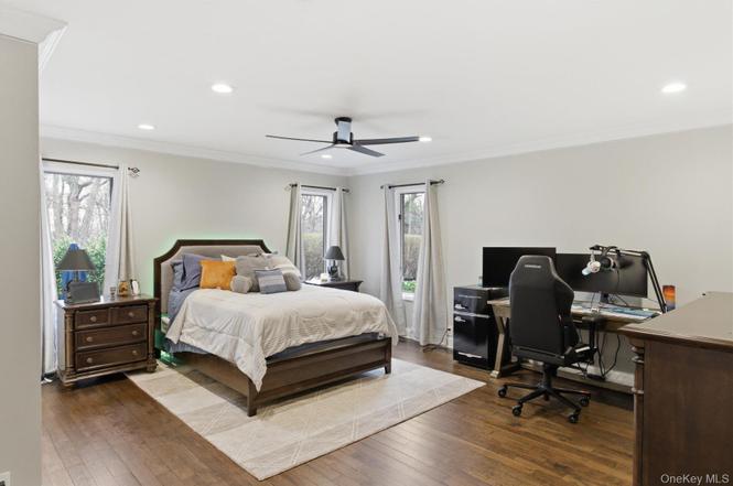 Photo 16 of 9 Watercrest Court, Saint James, NY 11780