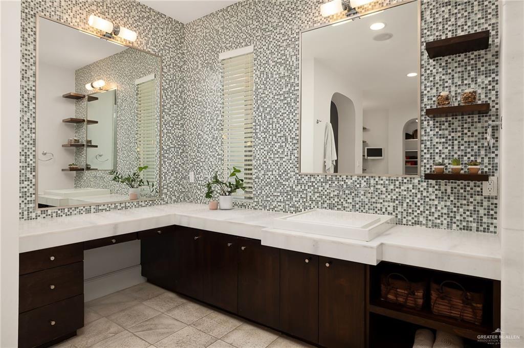 Photo 9 of 8901 North 2nd Street, McAllen, TX 78504