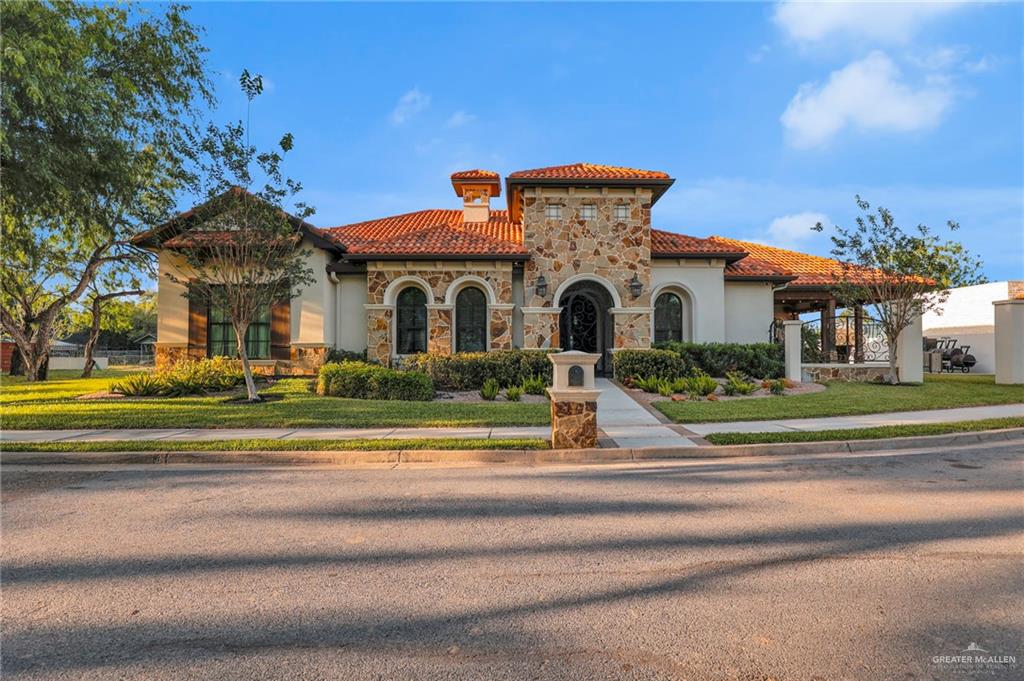 414 Cottonwood Avenue, McAllen, TX