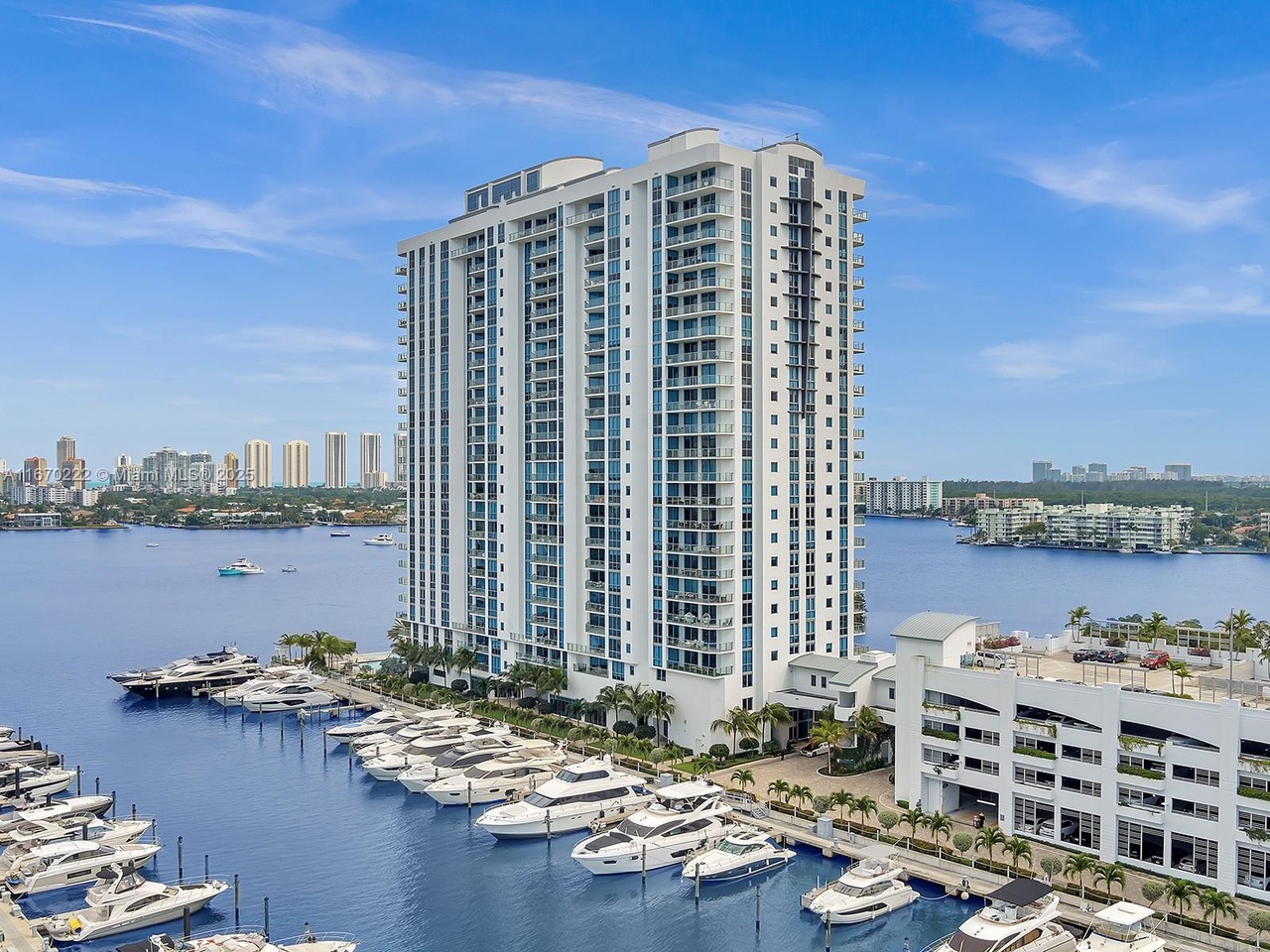 17111 Biscayne Boulevard, Unit 309, North Miami Beach, FL