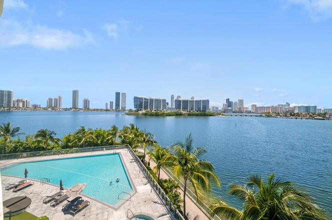 Photo 8 of 3300 NE 188th Street, #414, Aventura, FL 33180