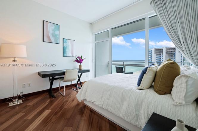 Photo 4 of 6801 Collins Avenue, unit ph06, Miami Beach, FL 33141