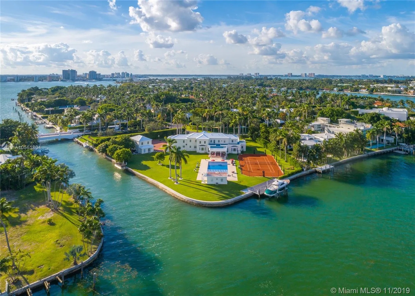 100 Lagorce Circle, Miami Beach, FL