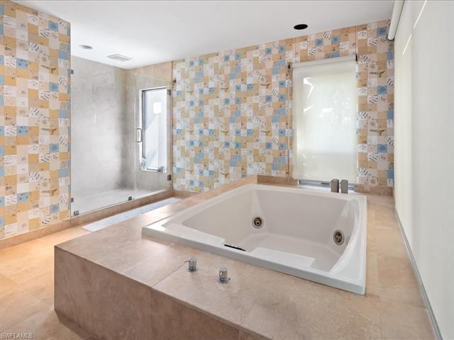 Photo 25 of 154 Cajeput Dr, Naples, FL 34108