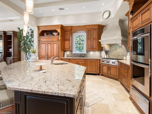 Photo 12 of 1750 4th St S, Naples, FL 34102