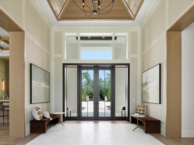 Photo 8 of 208 Hickory Rd, Naples, FL 34108
