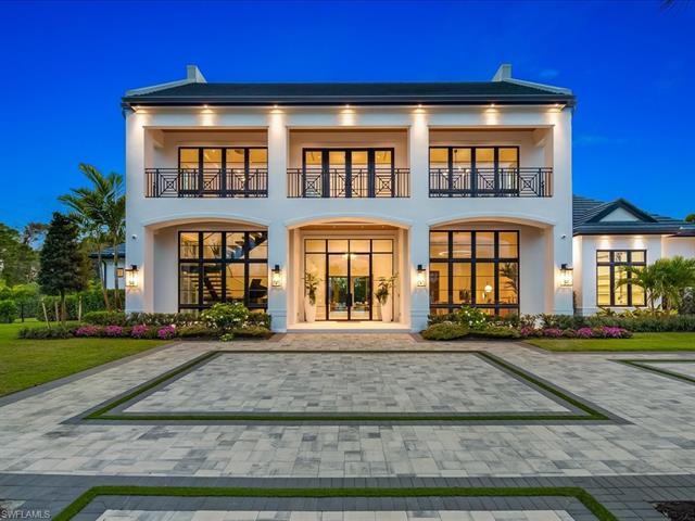 Photo 3 of 117 West St, Naples, FL 34108