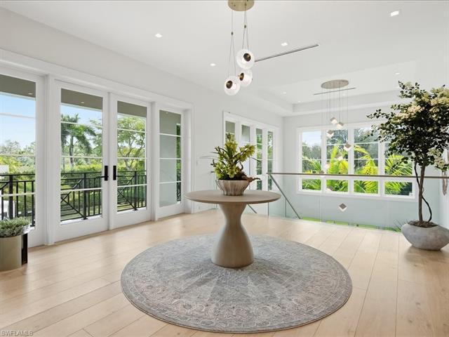 Photo 20 of 117 West St, Naples, FL 34108