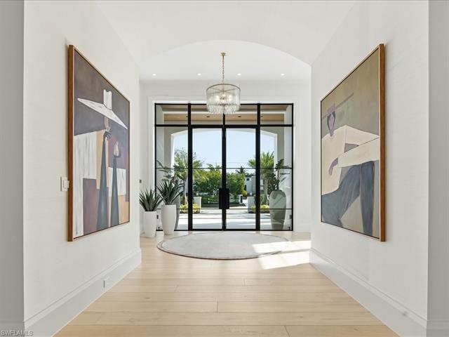 Photo 8 of 117 West St, Naples, FL 34108