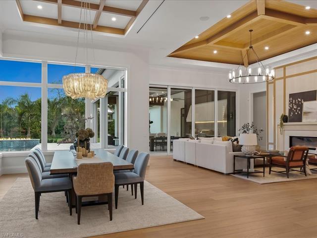 Photo 4 of 208 Hickory Rd, Naples, FL 34108