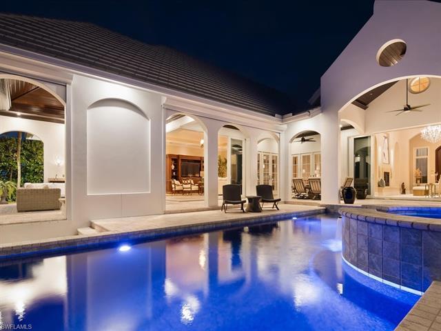 Photo 3 of 1750 4th St S, Naples, FL 34102