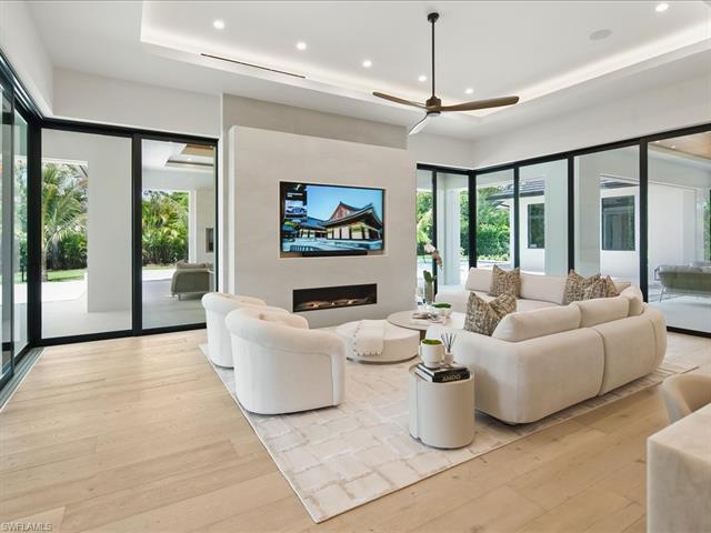 Photo 11 of 500 Ridge Dr, Naples, FL 34108
