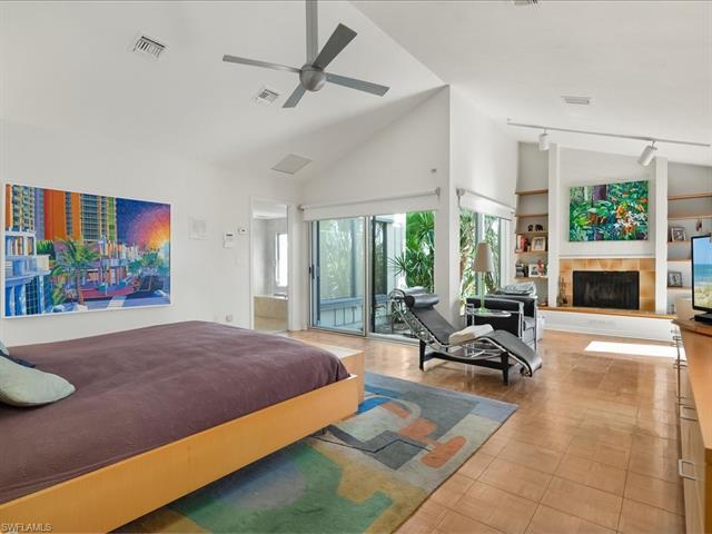 Photo 22 of 154 Cajeput Dr, Naples, FL 34108