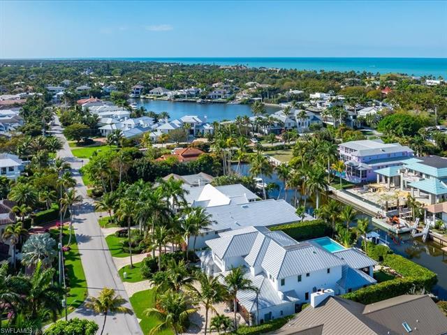 Photo 30 of 1750 4th St S, Naples, FL 34102