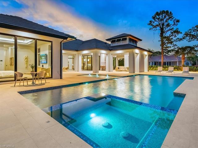 Photo 4 of 500 Ridge Dr, Naples, FL 34108
