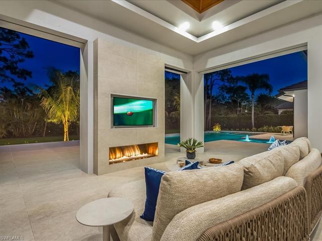 Photo 7 of 500 Ridge Dr, Naples, FL 34108