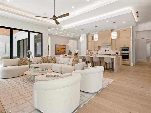 Photo 16 of 500 Ridge Dr, Naples, FL 34108