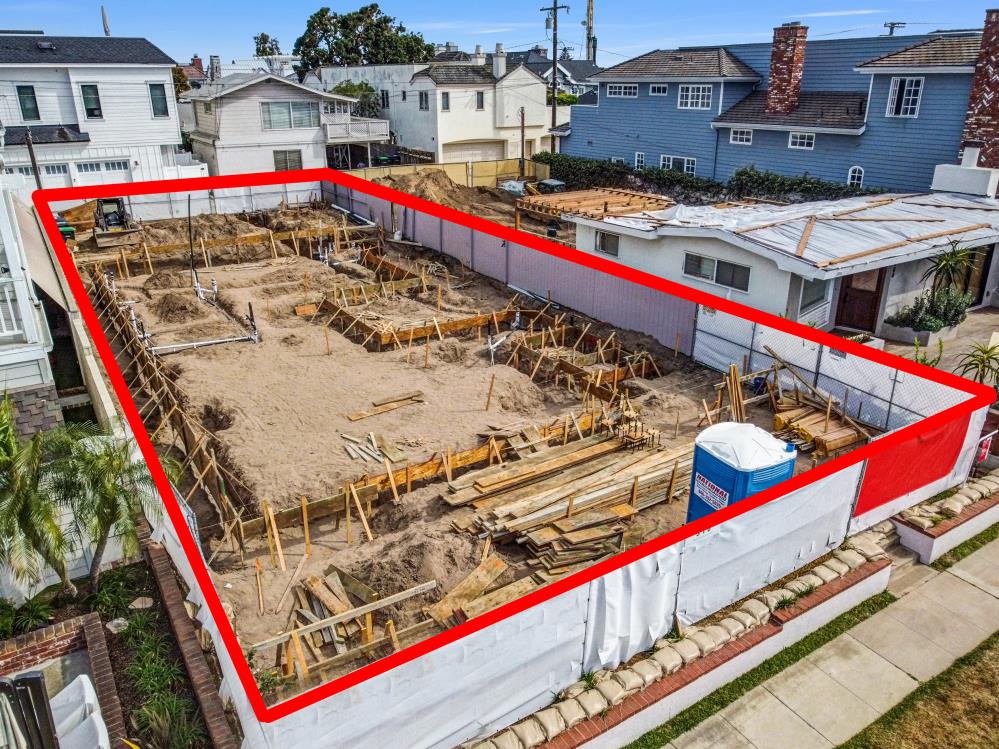 Photo 7 of 310 Marigold Avenue, Newport Beach, CA 92625