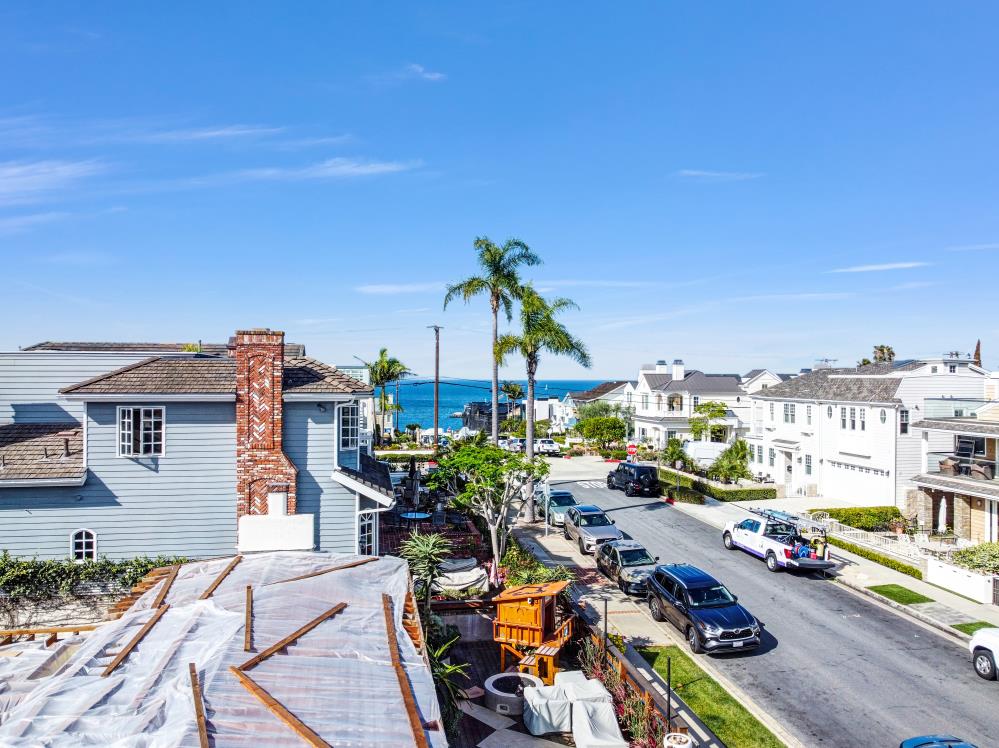 Photo 6 of 310 Marigold Avenue, Newport Beach, CA 92625