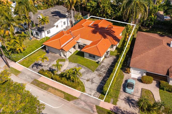 4555 Alton Road, Miami Beach, FL