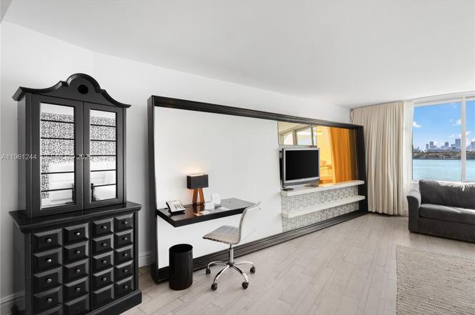 Photo 9 of 1100 West Avenue, Unit 408, Miami Beach, FL 33139