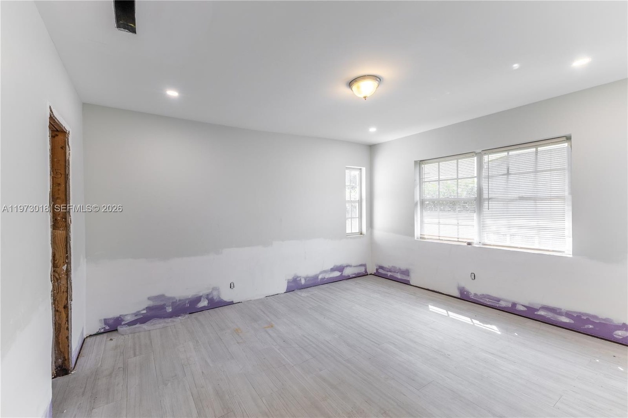 Photo 3 of 4555 Alton Road, Miami Beach, FL 33140