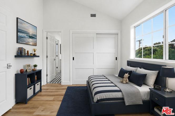 Photo 8 of 100 S Catalina Ave, #A, Redondo Beach, CA 90277