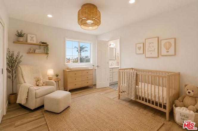 Photo 10 of 100 S Catalina Ave, #A, Redondo Beach, CA 90277