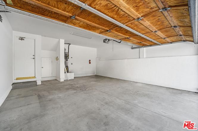 Photo 15 of 100 S Catalina Ave, #A, Redondo Beach, CA 90277