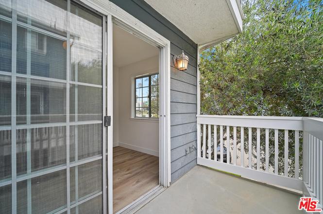Photo 11 of 100 S Catalina Ave, #A, Redondo Beach, CA 90277