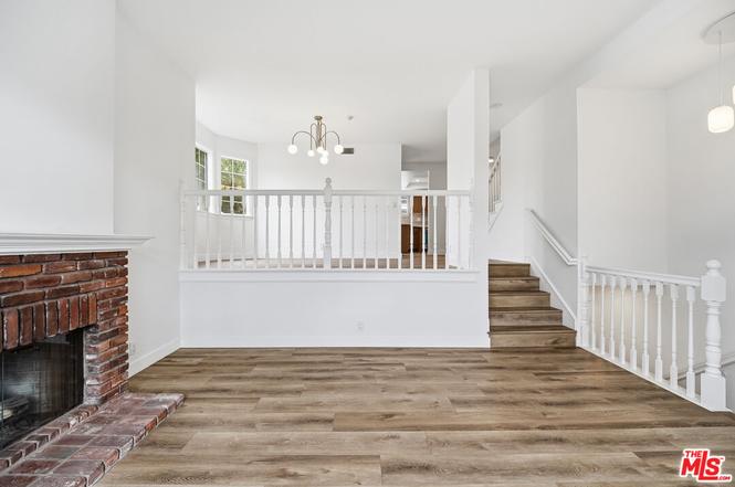 Photo 4 of 100 S Catalina Ave, #A, Redondo Beach, CA 90277