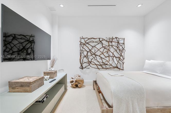 Photo 15 of 102 24th Street, Miami Beach, FL 33139