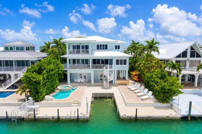 414 Caribbean Drive East, Summerland Key, FL