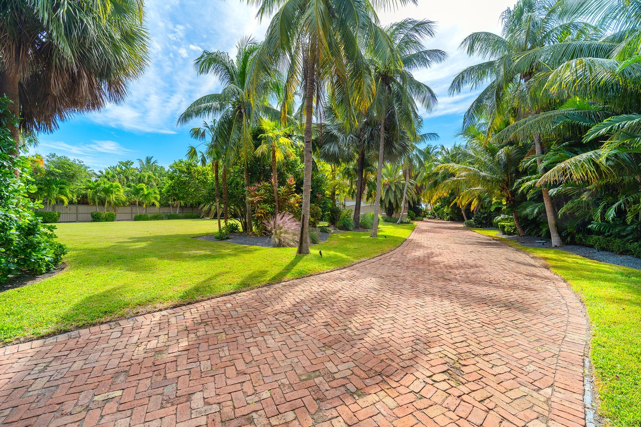 Photo 11 of 16750 Old State Road 4a, Summerland Key, FL 33042