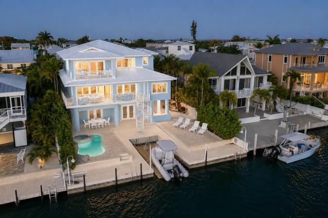 Photo 3 of 414 Caribbean Drive East, Summerland Key, FL 33042