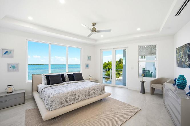 Photo 14 of 1041 Buttonwood Drive East, Upper Sugarloaf Key, FL 33042