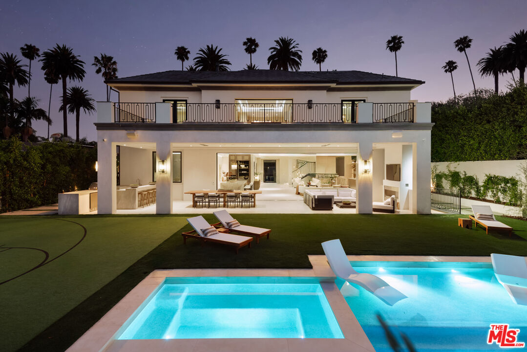 620 North Bedford Drive, Beverly Hills, CA