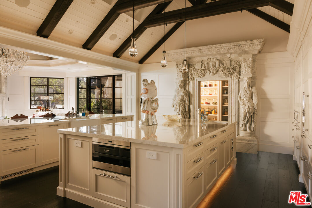 Photo 9 of 5076 Island Forest Pl, Westlake Village, CA 91362